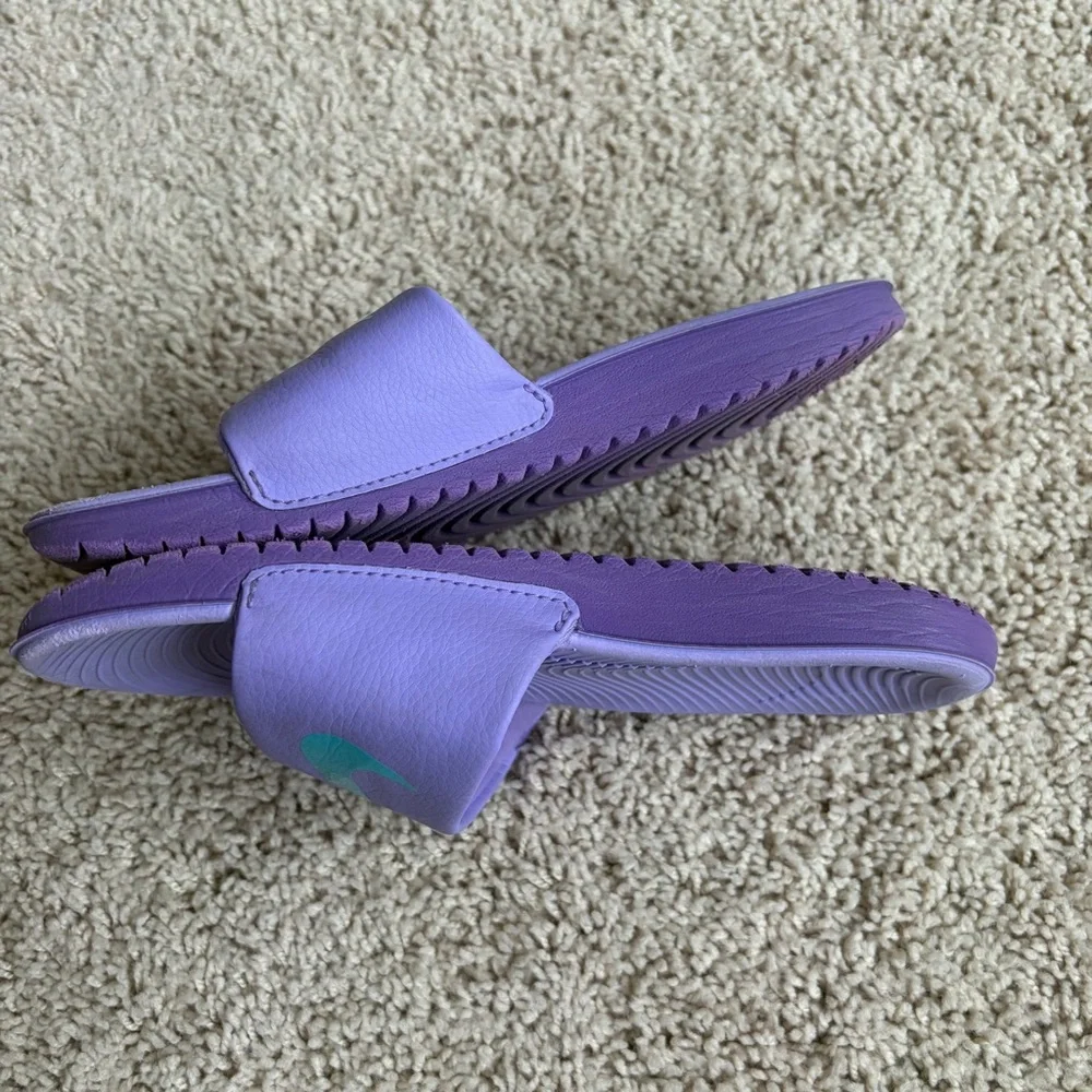 Nike comfortable lavender